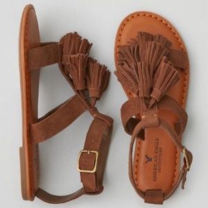 American Eagle Outfitters TASSEL T-STRAP SANDAL